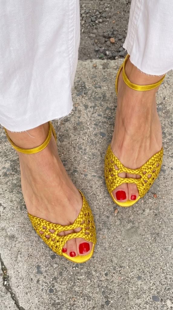 Lei - Elegant Woven Cut-Out Open-Toe Flat Sandals