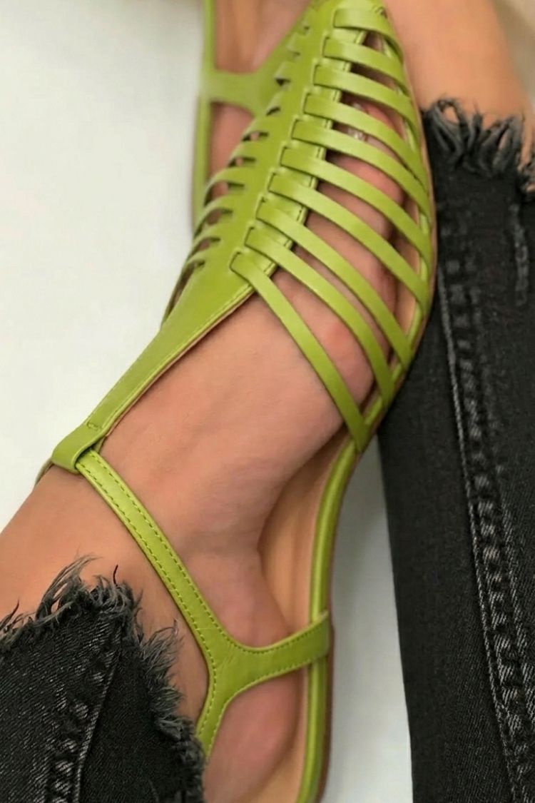 Rosy - Casual Essential Cut-Out T-Strap Sandals