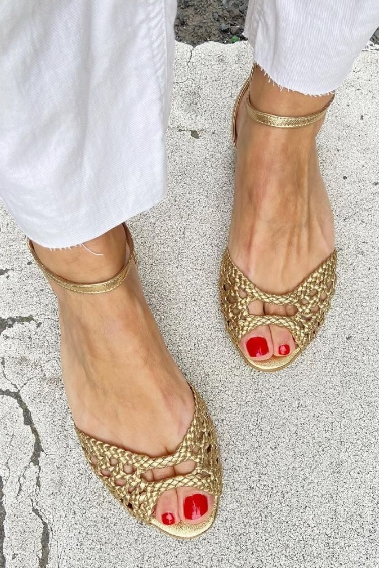 Lei - Elegant Woven Cut-Out Open-Toe Flat Sandals