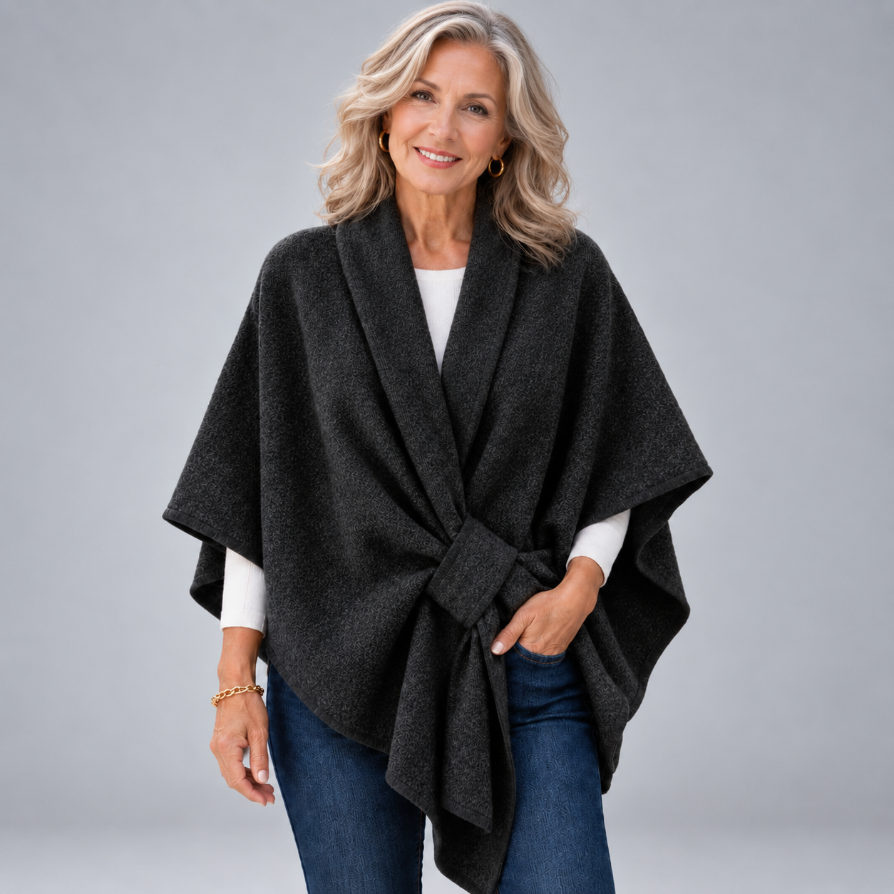 Clara | Cozy Fall Poncho Wrap
