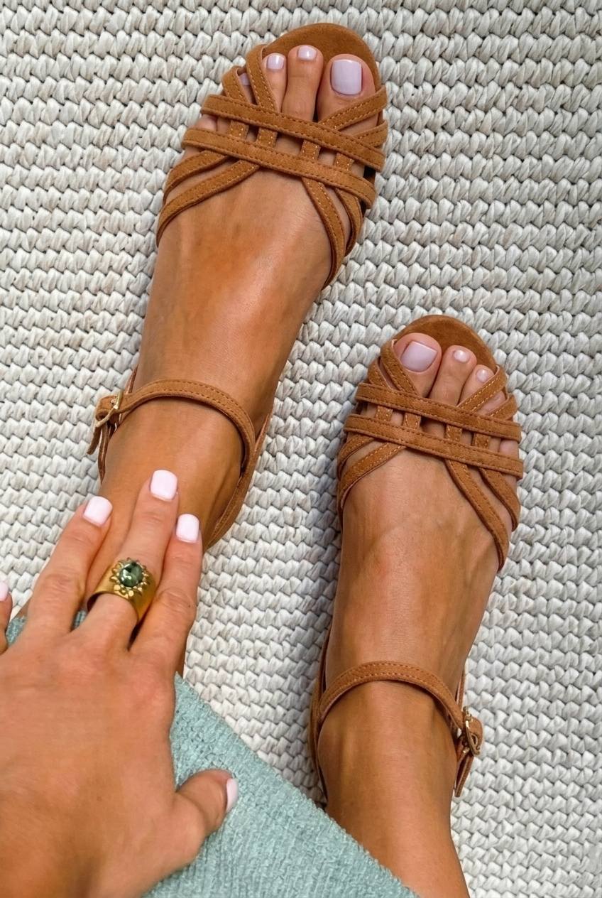 Yeri - Glossy Low Peep-Toe Sandals with T-Strap