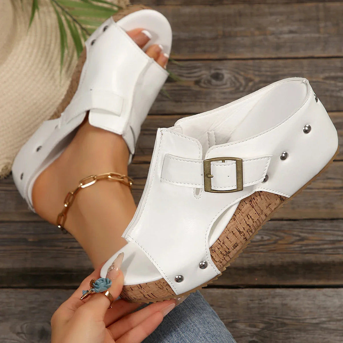 CASSIA™ | Leather Platform Sandals